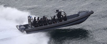 Bateau Militaire HorsBord RFB 
