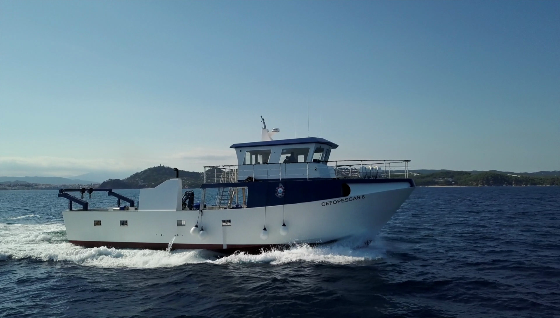 ARESA 2300 SCHOOL FISHING VESSEL 