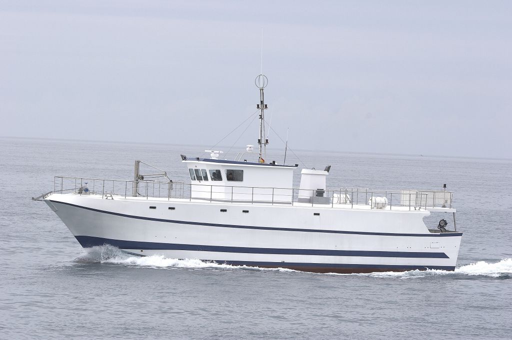 Surface Longliner Fishing vessel video