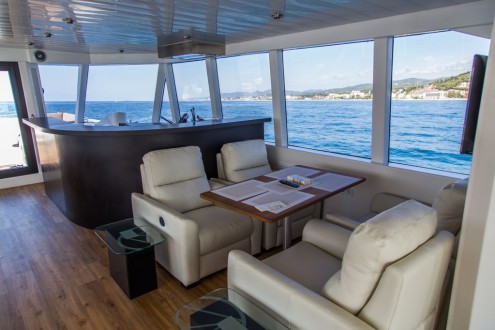 Catamarán de Pasaje  VIP photo 15